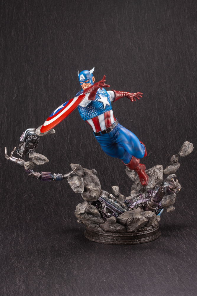 Marvel Universe Avengers 1/6 Scale Fine Art Statue: Captain America image 15