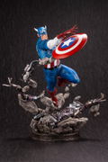 Marvel Universe Avengers 1/6 Scale Fine Art Statue: Captain America thumbnail 3