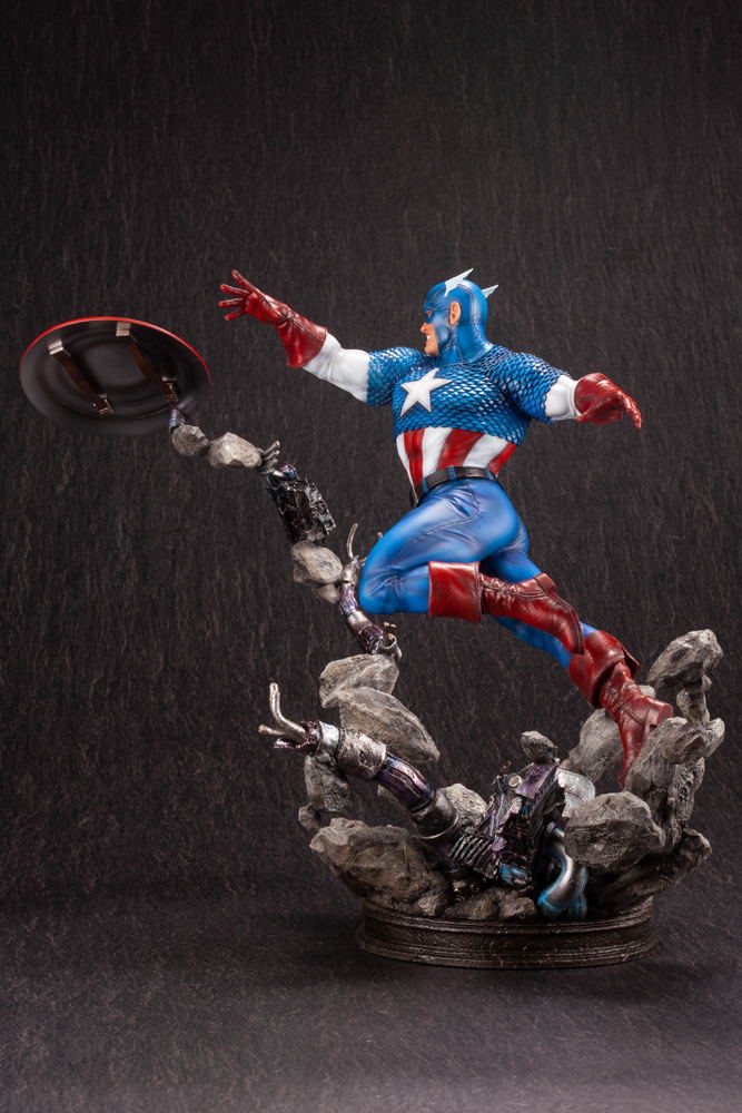 Marvel Universe Avengers 1/6 Scale Fine Art Statue: Captain America image 8