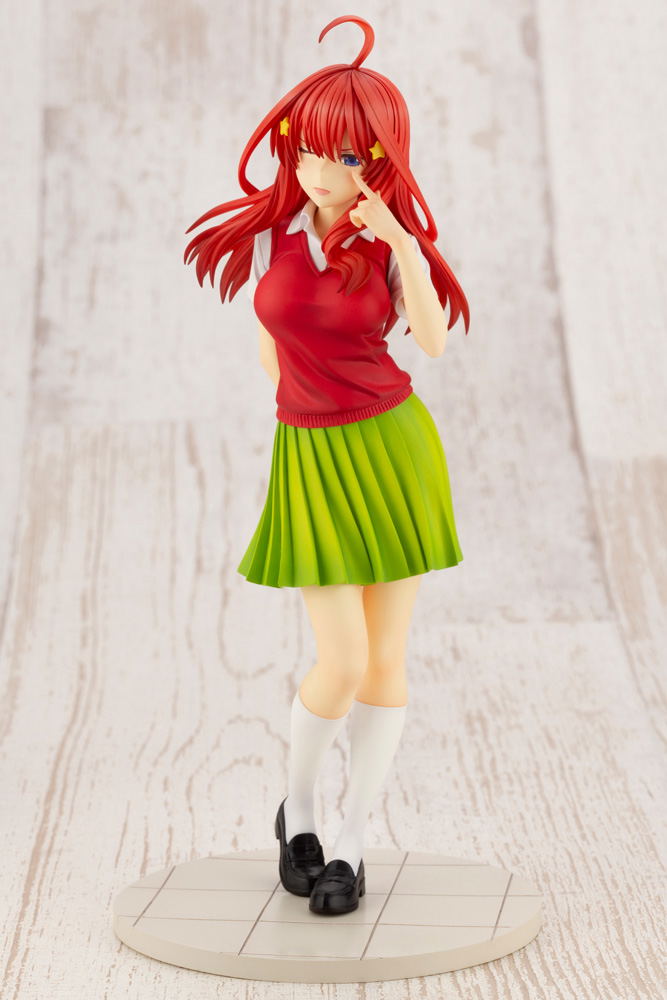 The Quintessential Quintuplets 1/8 Scale Pre-Painted Figure: Itsuki Nakano image 2