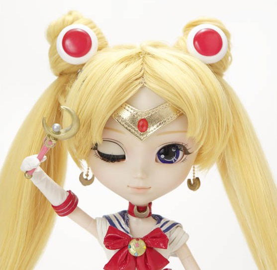 Pullip Sailor Moon Fashion Doll: Sailormoon