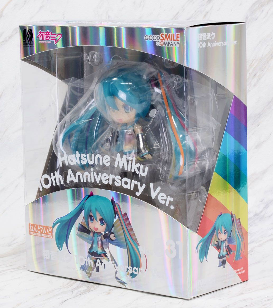 hatsune miku 10th anniversary nendoroid