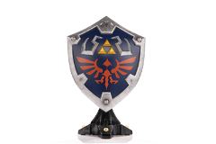 The Legend of Zelda Breath of the Wild PVC Painted Statue: Hylian Shield [Standard Edition] First4Figures