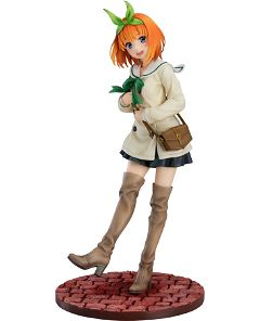 The Quintessential Quintuplets 1/6 Scale Pre-Painted Figure: Yotsuba Nakano Date Style Ver. Good Smile 