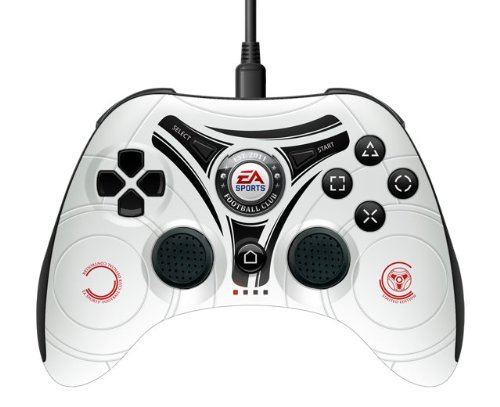 ea-sports-football-club-official-wired-controller-332069.1.jpg