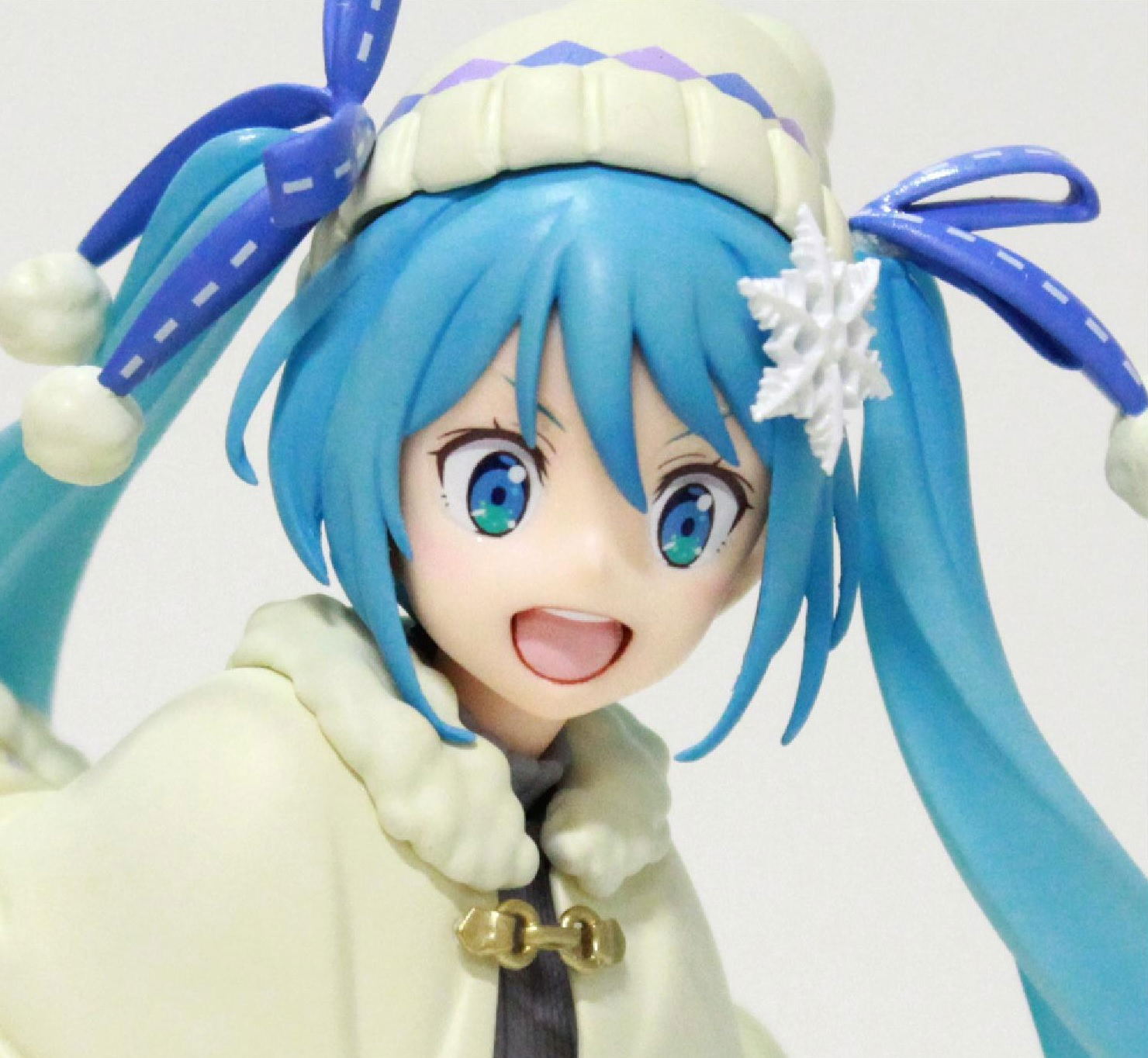 hatsune miku winter ver