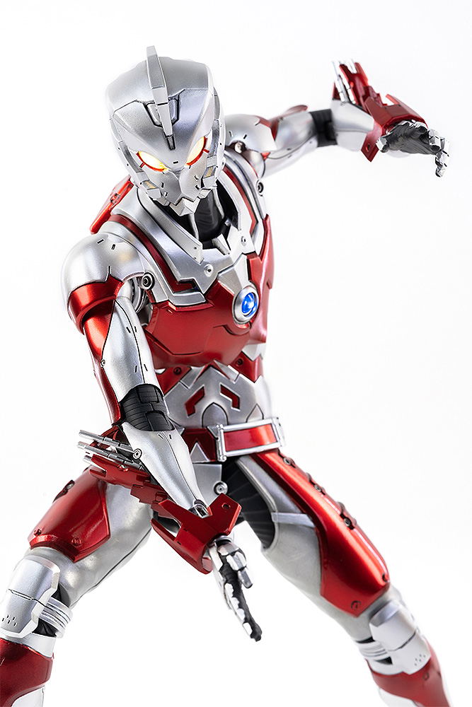 Ultraman 1/6 Scale Action Figure: Ace Suit (Anime Ver.)